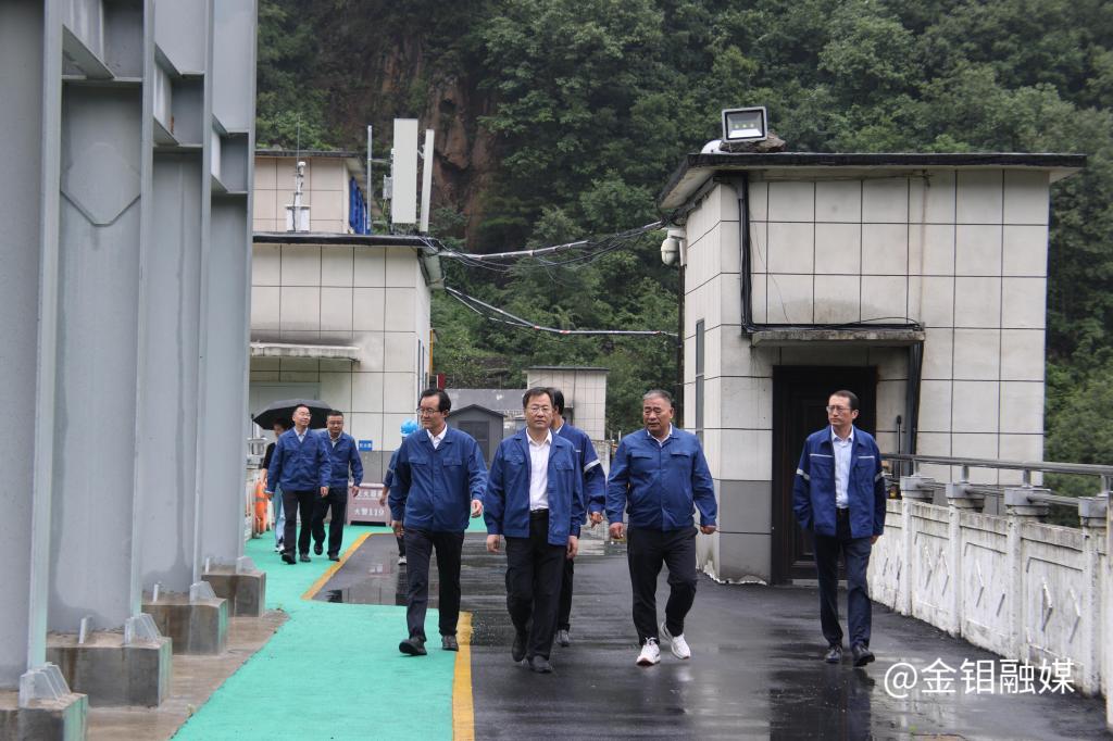20250711-严总矿区慰问1.jpg