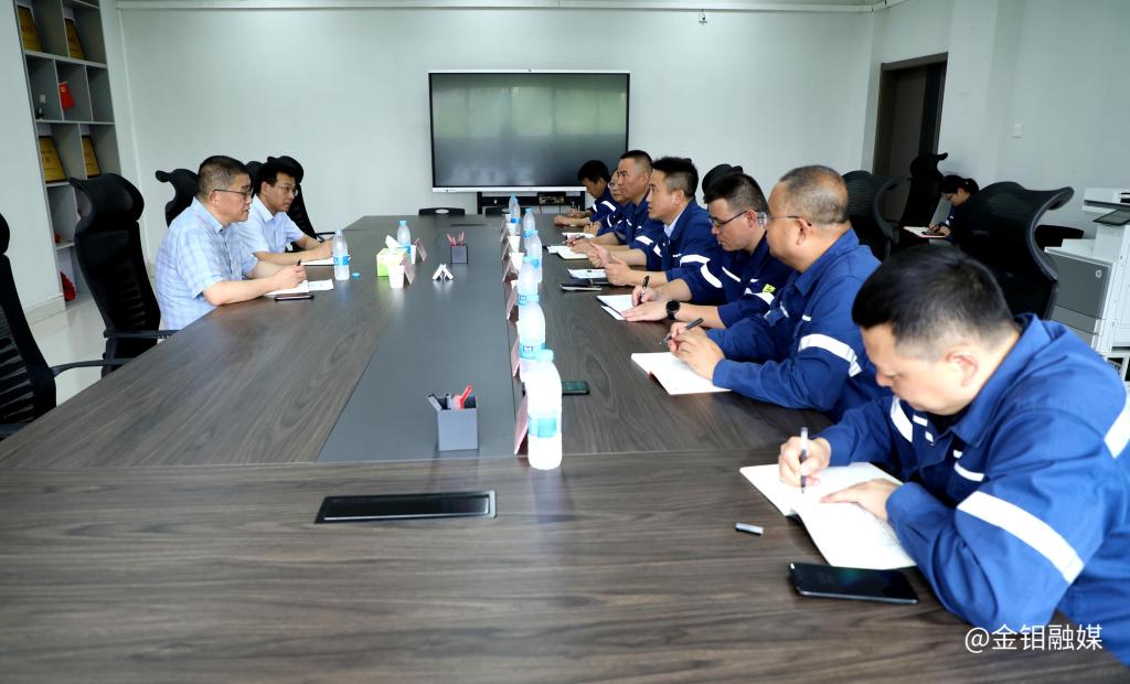 20250810-李忠民调研金钼股份金属材料事业部以“纪检护航+创新突围”助推高质量发展3
