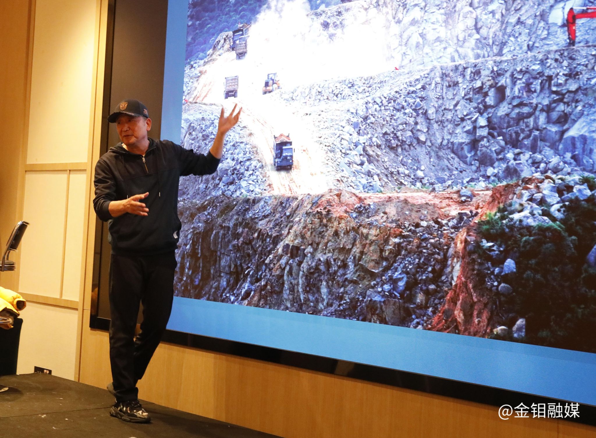 20251201-授课 (1).jpg