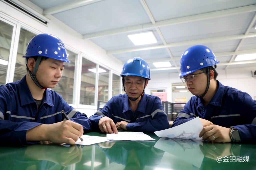 20240508-为了那闪耀的钼光3